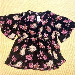 NWT Torrid floral blouse size 1